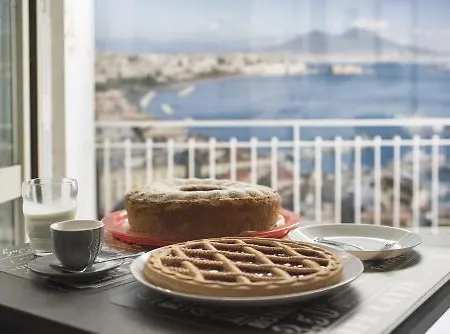 La Casa Di Lu نابولي